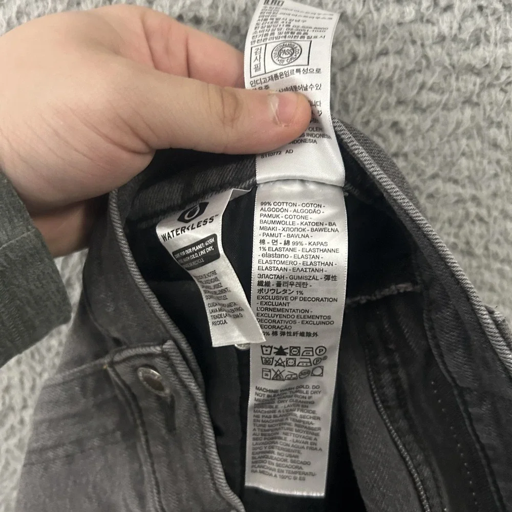 Levis‎ Jeans Womens 31x27 Black Gray Denim Mom SilverTab Cotton Stretch Ladies